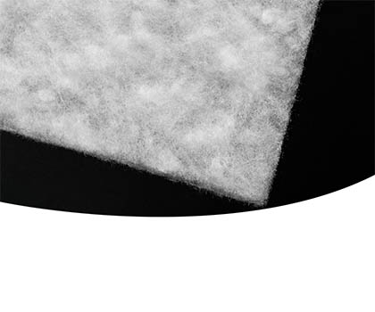 Cloud Snowstorm: Insulation with a snowflake-inspired fiber structure for warmth, breathability, and wash durability.